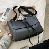 Tend Branded Large Shoulder Handbags
